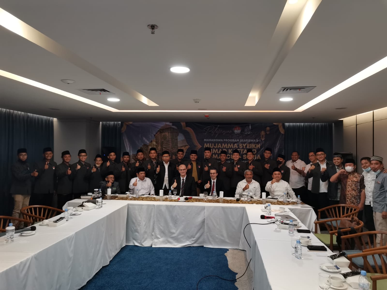Lepas 31 Mahasiswa Indonesia ke Suriah, Satu Diantaranya Alumni Pesantren Tahfizh Daarul ‘Uluum Lido