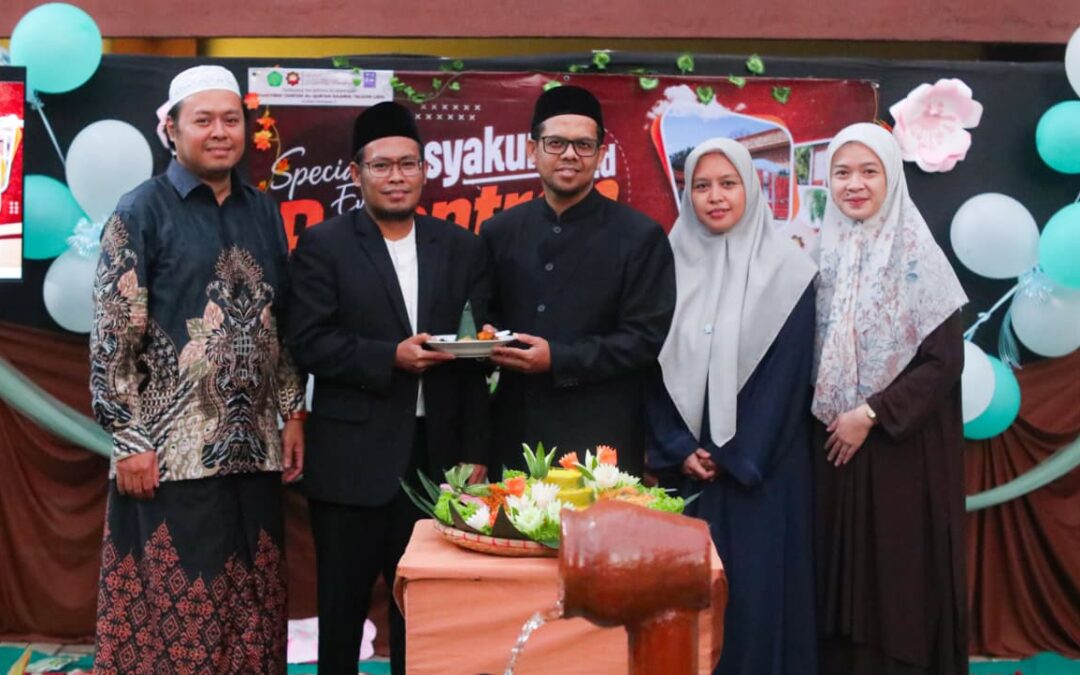 Sebelas Tahun Menjaga Akar, Menumbuhkan Dahan: Refleksi Milad Pesantren
