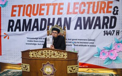 Kuliah Etiket di Pesantren: Ketika Dunia Memanas, Adab Harus Tetap Dingin Pesan untuk Para Santri