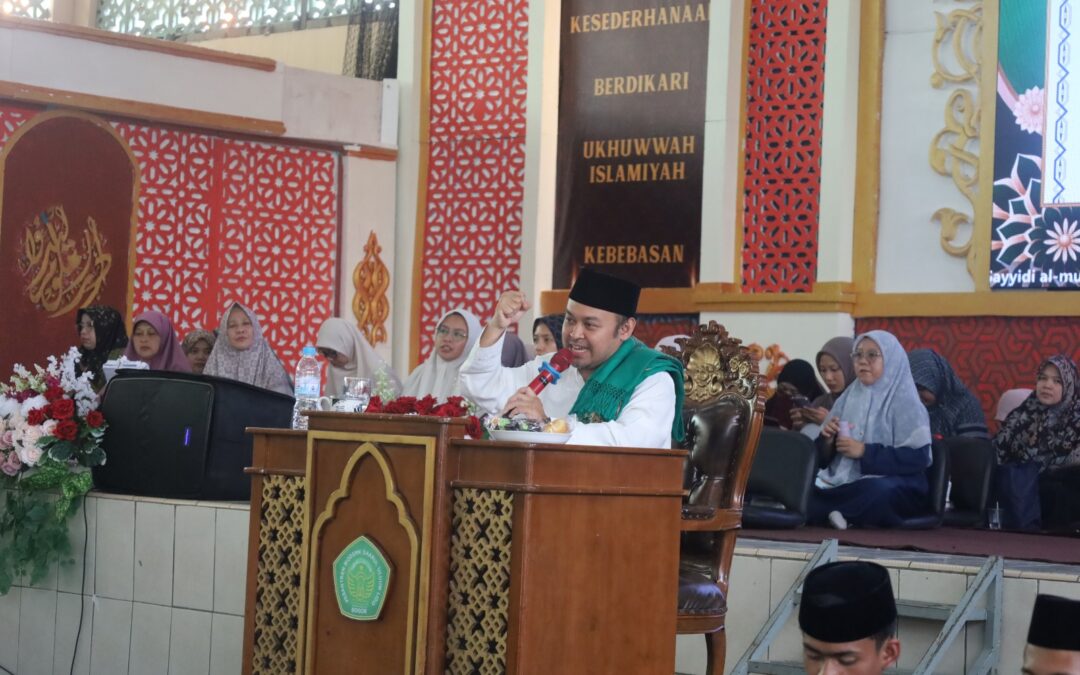 Maulid dan Krisis Keteladanan: Santri Daarul Uluum Lido Kaji Akhlak Rasulullah Bersama Khodimul Mahad